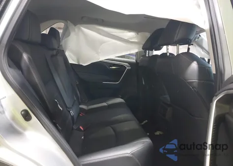 2024 Toyota Rav4 Xle Premium z USA, uszkodzony, nr VIN 2T3A1RFV9RW455690